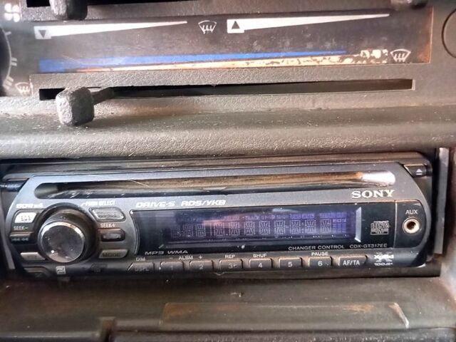 Красный ВАЗ 2109, объемом двигателя 1.5 л и пробегом 37 тыс. км за 550 $, фото 5 на Automoto.ua