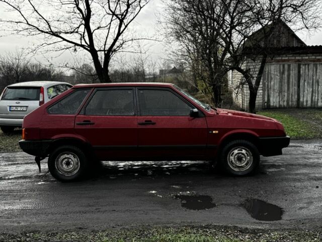 Красный ВАЗ 2109, объемом двигателя 1.3 л и пробегом 77 тыс. км за 996 $, фото 5 на Automoto.ua