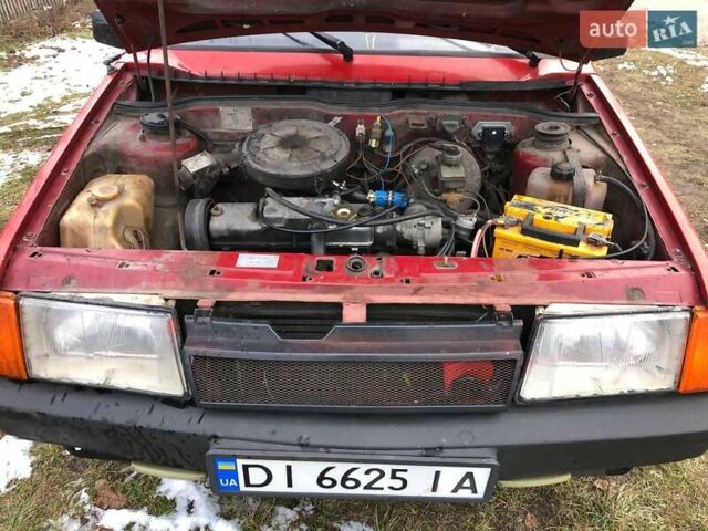 Красный ВАЗ 2109, объемом двигателя 1.1 л и пробегом 80 тыс. км за 500 $, фото 1 на Automoto.ua