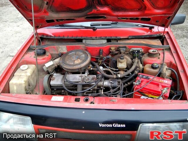 Красный ВАЗ 2109, объемом двигателя 15 л и пробегом 0 тыс. км за 1080 $, фото 1 на Automoto.ua