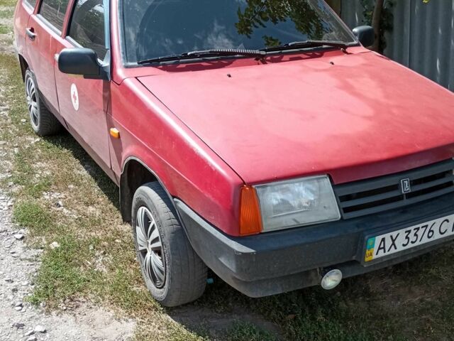 Красный ВАЗ 2109, объемом двигателя 1.3 л и пробегом 100 тыс. км за 750 $, фото 3 на Automoto.ua