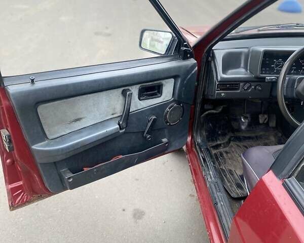 ВАЗ 2109 1992 в Кропивницком (Кировограде) на Automoto.ua Красный ВАЗ 2109, объемом двигателя 1.5 л и пробегом 200 тыс. км за 1500 $, фото 3 на Automoto.ua