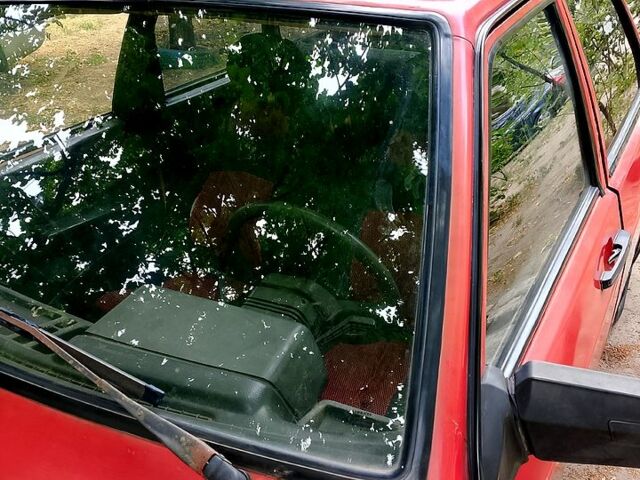 Красный ВАЗ 2109, объемом двигателя 1.5 л и пробегом 0 тыс. км за 899 $, фото 3 на Automoto.ua