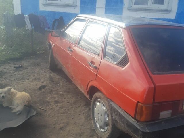 Красный ВАЗ 2109, объемом двигателя 1.5 л и пробегом 248 тыс. км за 600 $, фото 1 на Automoto.ua