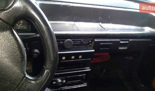 Красный ВАЗ 2109, объемом двигателя 1.5 л и пробегом 55 тыс. км за 850 $, фото 3 на Automoto.ua