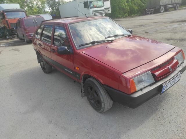 Красный ВАЗ 2109, объемом двигателя 1.1 л и пробегом 19 тыс. км за 1400 $, фото 2 на Automoto.ua