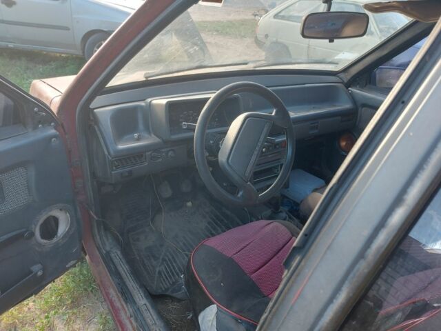 Красный ВАЗ 2109, объемом двигателя 1.3 л и пробегом 18 тыс. км за 474 $, фото 2 на Automoto.ua