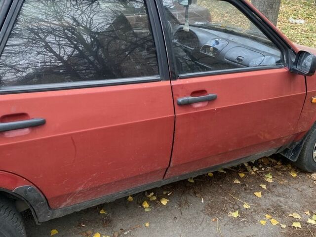 Красный ВАЗ 2109, объемом двигателя 1.3 л и пробегом 300 тыс. км за 310 $, фото 1 на Automoto.ua