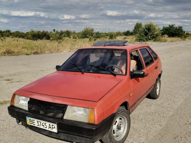 Красный ВАЗ 2109, объемом двигателя 0 л и пробегом 88 тыс. км за 1100 $, фото 2 на Automoto.ua