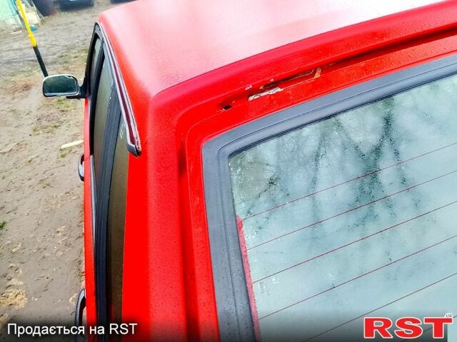 Красный ВАЗ 2109, объемом двигателя 1.1 л и пробегом 198 тыс. км за 888 $, фото 2 на Automoto.ua