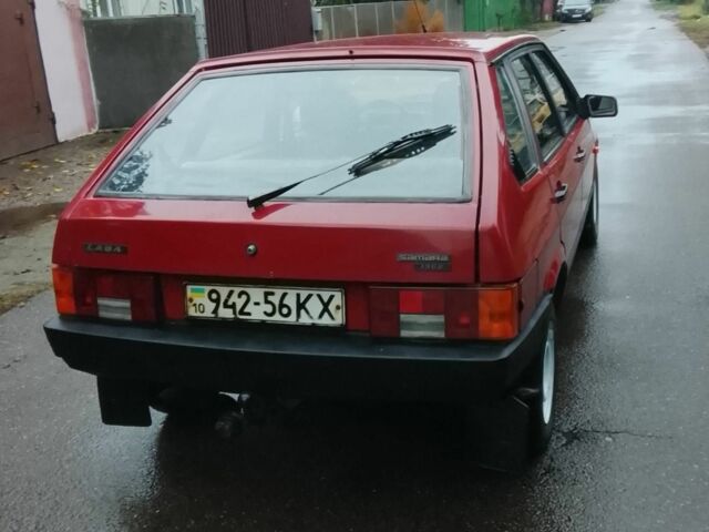 ВАЗ 2109 1992 в Борисполе на Automoto.ua Красный ВАЗ 2109, объемом двигателя 1.5 л и пробегом 140 тыс. км за 864 $, фото 4 на Automoto.ua