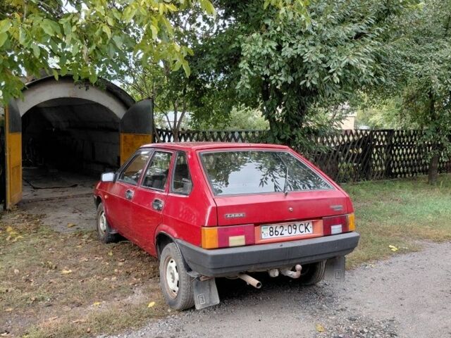 Красный ВАЗ 2109, объемом двигателя 1.3 л и пробегом 100 тыс. км за 750 $, фото 3 на Automoto.ua