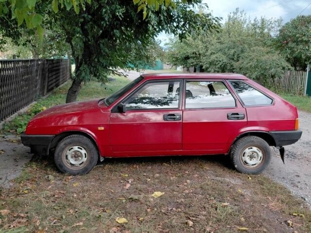 Красный ВАЗ 2109, объемом двигателя 1.3 л и пробегом 100 тыс. км за 750 $, фото 2 на Automoto.ua