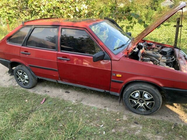 Красный ВАЗ 2109, объемом двигателя 1.5 л и пробегом 50 тыс. км за 800 $, фото 3 на Automoto.ua