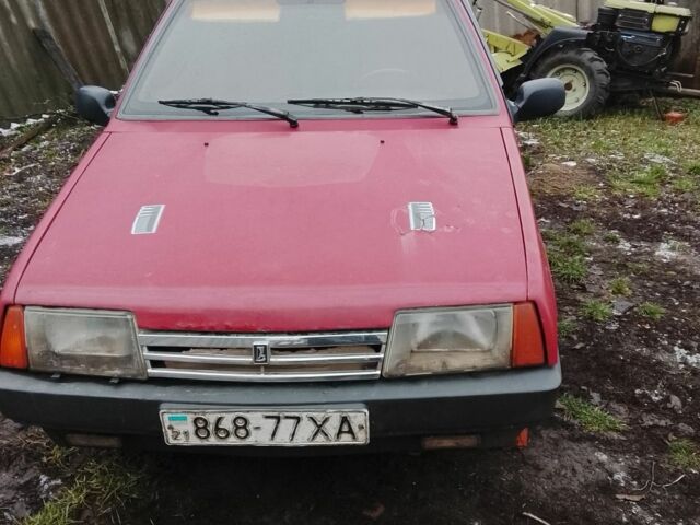 Красный ВАЗ 2109, объемом двигателя 1.5 л и пробегом 170 тыс. км за 711 $, фото 5 на Automoto.ua