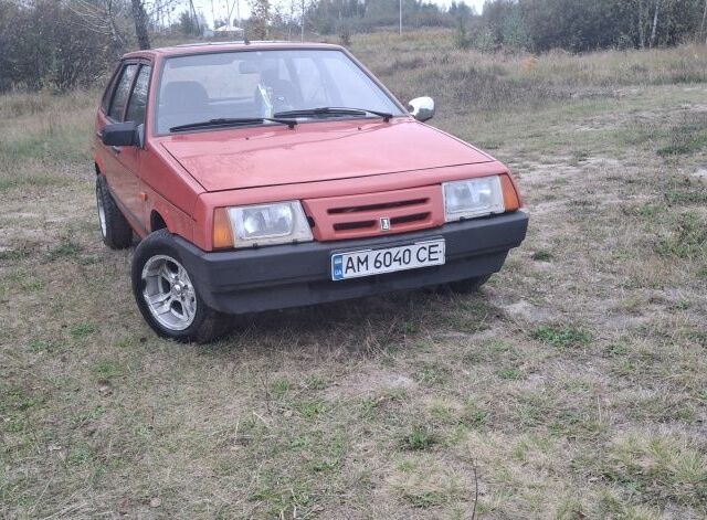 Красный ВАЗ 2109, объемом двигателя 1.3 л и пробегом 140 тыс. км за 1500 $, фото 4 на Automoto.ua