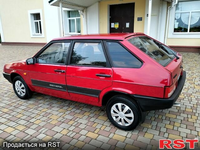 Красный ВАЗ 2109, объемом двигателя 1.3 л и пробегом 200 тыс. км за 1450 $, фото 2 на Automoto.ua