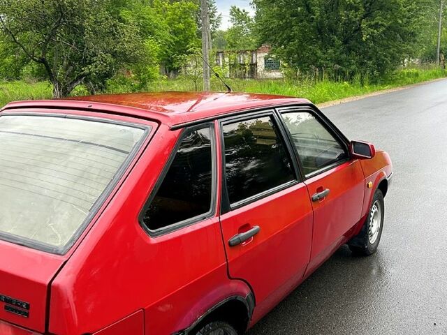 Красный ВАЗ 2109, объемом двигателя 1.5 л и пробегом 395 тыс. км за 1100 $, фото 5 на Automoto.ua