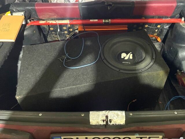 Червоний ВАЗ 2109, об'ємом двигуна 1.5 л та пробігом 111 тис. км за 2000 $, фото 5 на Automoto.ua