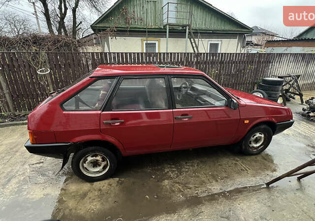 Красный ВАЗ 2109, объемом двигателя 1.3 л и пробегом 153 тыс. км за 850 $, фото 2 на Automoto.ua
