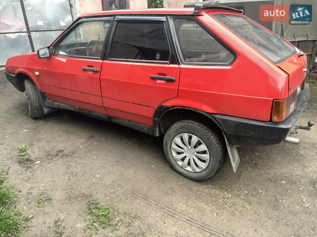 ВАЗ 2109 1992 в Черновцах на Automoto.ua Красный ВАЗ 2109, объемом двигателя 1.5 л и пробегом 175 тыс. км за 1200 $, фото 2 на Automoto.ua