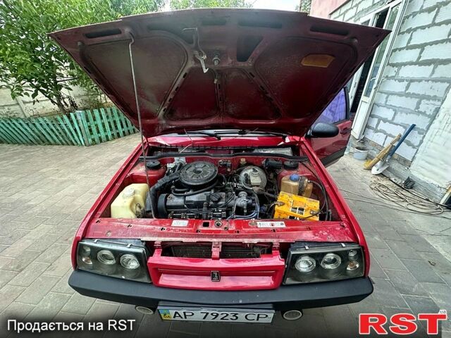 Красный ВАЗ 2109, объемом двигателя 1.5 л и пробегом 380 тыс. км за 1550 $, фото 2 на Automoto.ua