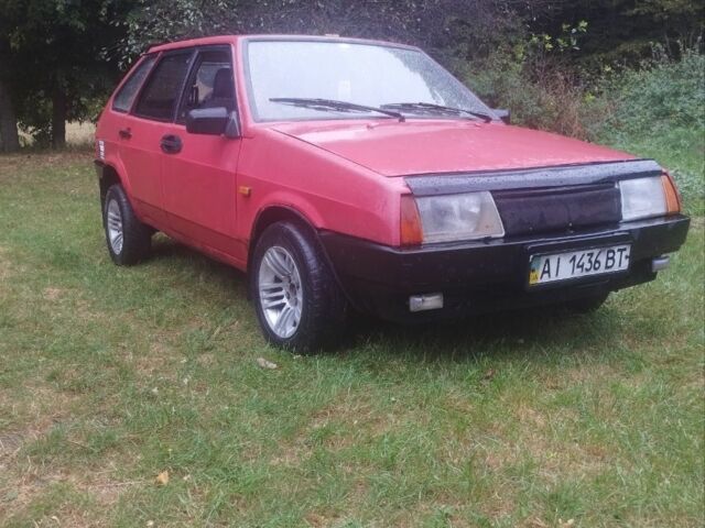 Красный ВАЗ 2109, объемом двигателя 1.5 л и пробегом 1 тыс. км за 716 $, фото 1 на Automoto.ua