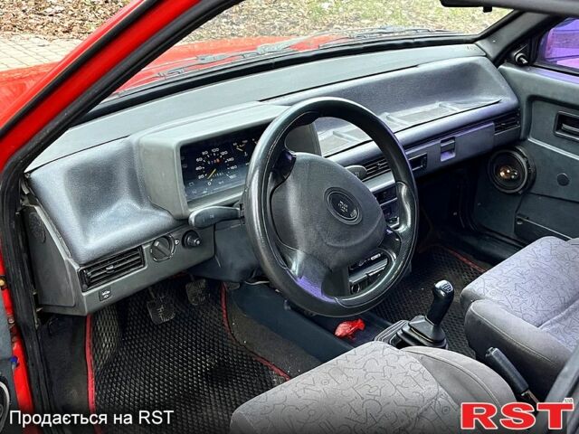 Красный ВАЗ 2109, объемом двигателя 1.3 л и пробегом 110 тыс. км за 1399 $, фото 5 на Automoto.ua
