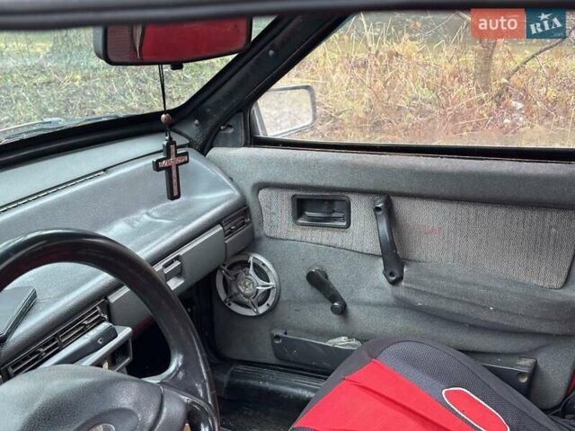 Красный ВАЗ 2109, объемом двигателя 1.5 л и пробегом 205 тыс. км за 1799 $, фото 19 на Automoto.ua