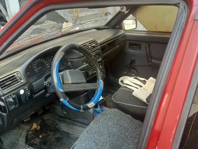 Красный ВАЗ 2109, объемом двигателя 1.5 л и пробегом 1000 тыс. км за 712 $, фото 1 на Automoto.ua