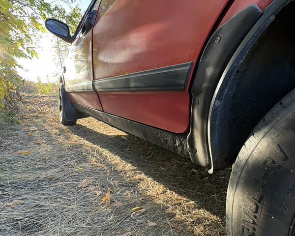 Красный ВАЗ 2109, объемом двигателя 1.5 л и пробегом 353 тыс. км за 1900 $, фото 5 на Automoto.ua