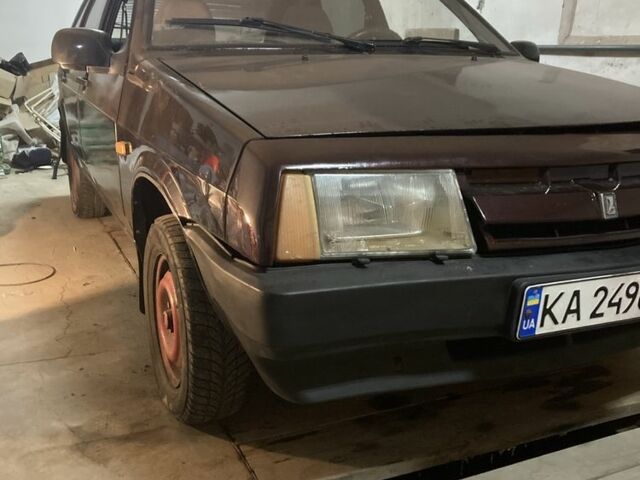 Красный ВАЗ 2109, объемом двигателя 1.5 л и пробегом 700 тыс. км за 800 $, фото 2 на Automoto.ua