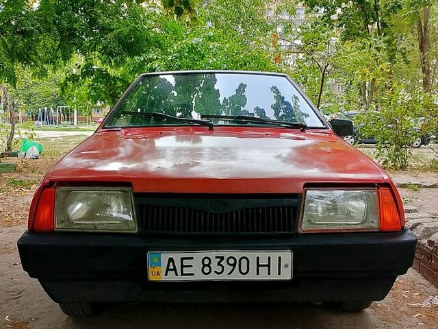 Красный ВАЗ 2109, объемом двигателя 1.5 л и пробегом 0 тыс. км за 899 $, фото 1 на Automoto.ua