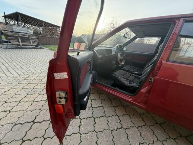 Красный ВАЗ 2109, объемом двигателя 1.5 л и пробегом 200 тыс. км за 1200 $, фото 4 на Automoto.ua