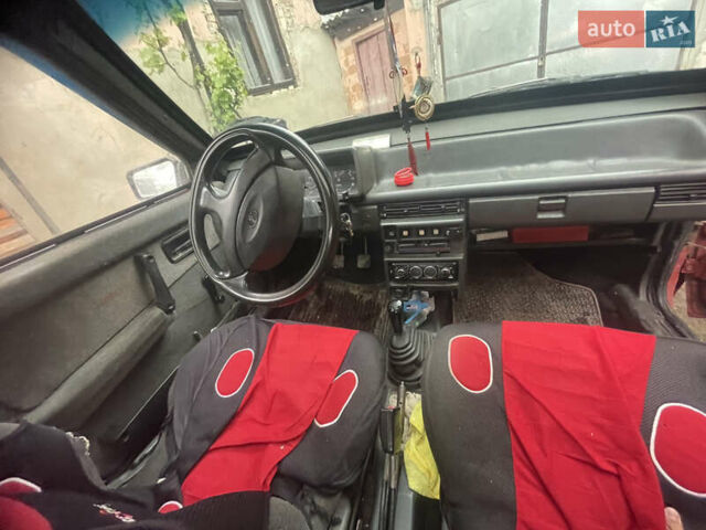 ВАЗ 2109 1992 в Черновцах на Automoto.ua Красный ВАЗ 2109, объемом двигателя 1.5 л и пробегом 175 тыс. км за 1200 $, фото 6 на Automoto.ua