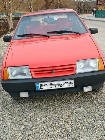 Красный ВАЗ 2109, объемом двигателя 1.5 л и пробегом 63 тыс. км за 1650 $, фото 1 на Automoto.ua
