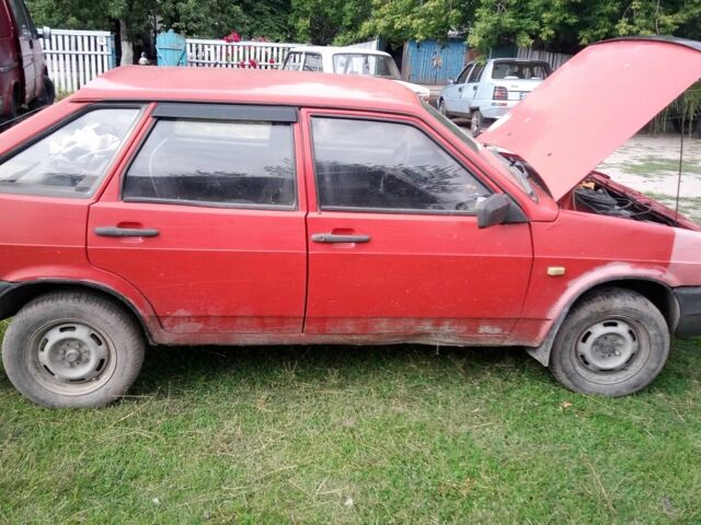 Красный ВАЗ 2109, объемом двигателя 1.3 л и пробегом 2 тыс. км за 360 $, фото 6 на Automoto.ua