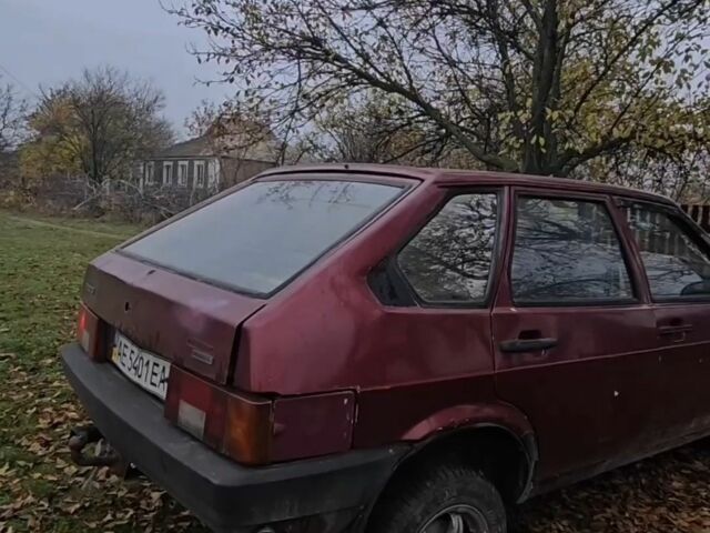 Красный ВАЗ 2109, объемом двигателя 1 л и пробегом 90 тыс. км за 596 $, фото 3 на Automoto.ua