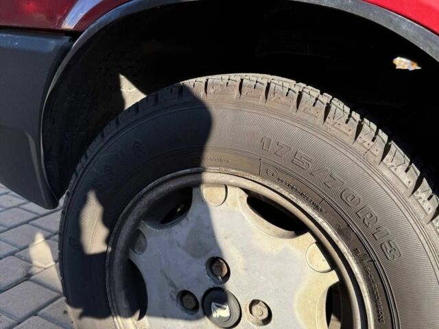 Красный ВАЗ 2109, объемом двигателя 0 л и пробегом 200 тыс. км за 1190 $, фото 4 на Automoto.ua