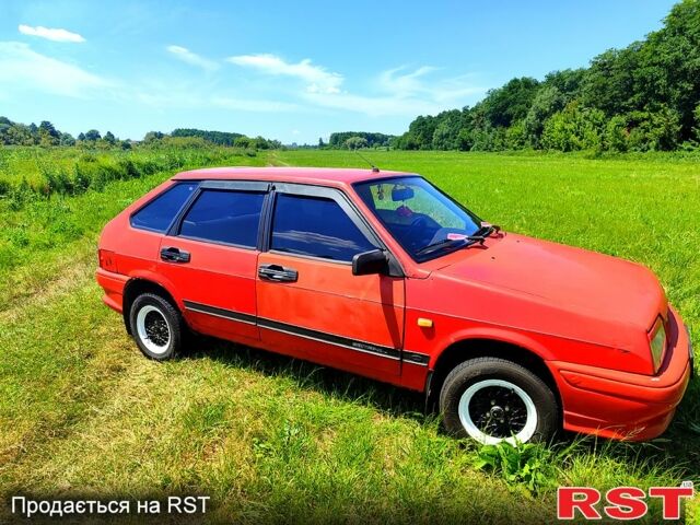 Красный ВАЗ 2109, объемом двигателя 1.5 л и пробегом 0 тыс. км за 760 $, фото 3 на Automoto.ua