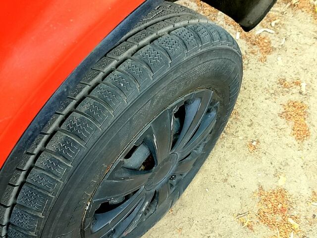 Красный ВАЗ 2109, объемом двигателя 1.5 л и пробегом 0 тыс. км за 899 $, фото 4 на Automoto.ua