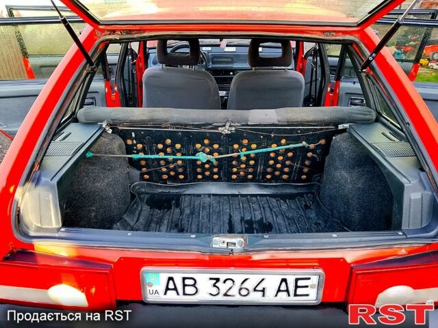 Красный ВАЗ 2109, объемом двигателя 1.1 л и пробегом 198 тыс. км за 888 $, фото 10 на Automoto.ua