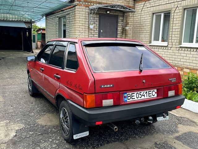 Красный ВАЗ 2109, объемом двигателя 1.5 л и пробегом 55 тыс. км за 2100 $, фото 1 на Automoto.ua