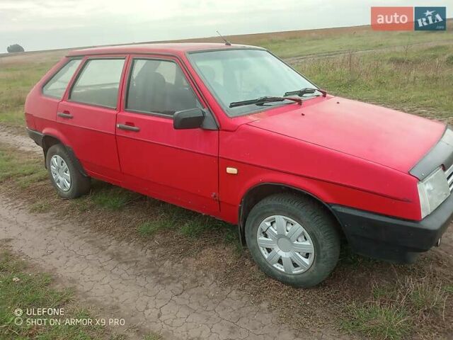 ВАЗ 2109 1993 в Тернополе на Automoto.ua Красный ВАЗ 2109, объемом двигателя 1.5 л и пробегом 300 тыс. км за 950 $, фото 3 на Automoto.ua