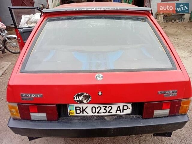 Красный ВАЗ 2109, объемом двигателя 1.3 л и пробегом 100 тыс. км за 700 $, фото 1 на Automoto.ua