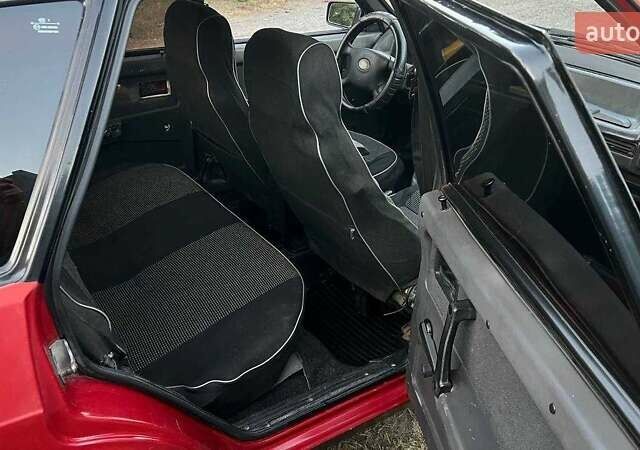 Красный ВАЗ 2109, объемом двигателя 1.5 л и пробегом 40 тыс. км за 1214 $, фото 7 на Automoto.ua