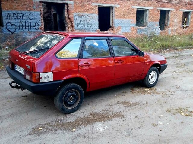 Красный ВАЗ 2109, объемом двигателя 1.1 л и пробегом 300 тыс. км за 1250 $, фото 5 на Automoto.ua