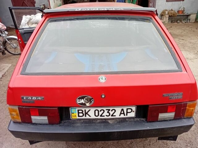 Красный ВАЗ 2109, объемом двигателя 1.3 л и пробегом 100 тыс. км за 700 $, фото 2 на Automoto.ua