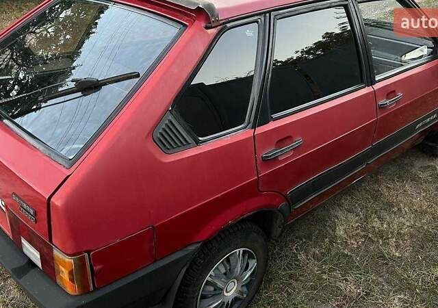 Красный ВАЗ 2109, объемом двигателя 1.5 л и пробегом 40 тыс. км за 1214 $, фото 1 на Automoto.ua