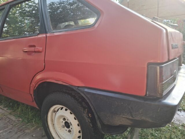 Красный ВАЗ 2109, объемом двигателя 0 л и пробегом 234 тыс. км за 547 $, фото 5 на Automoto.ua